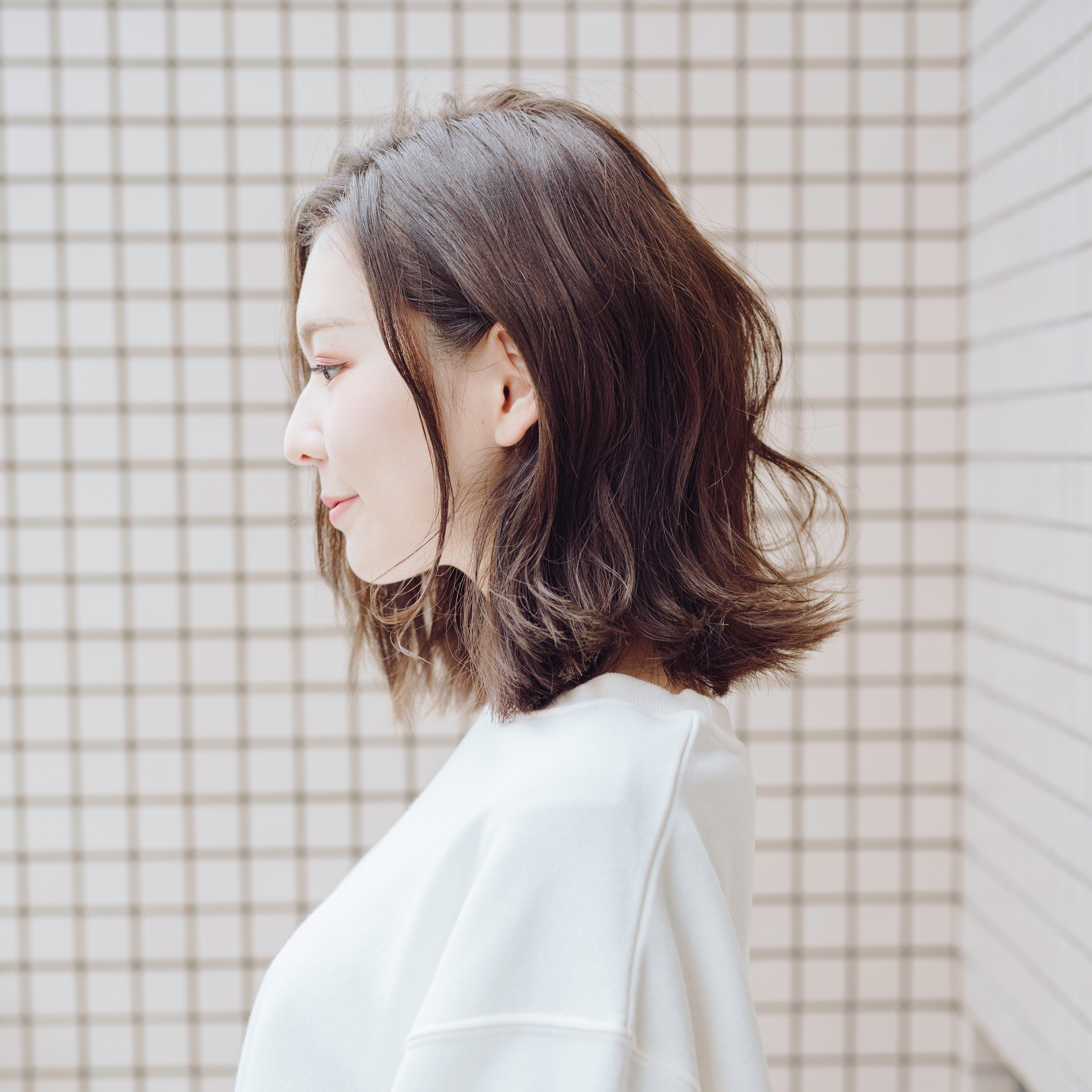 ミディアムヘアの女性